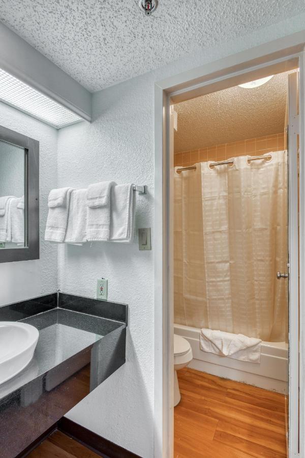 Oyo Hotel Jackson Fairgrounds I-55 Extérieur photo
